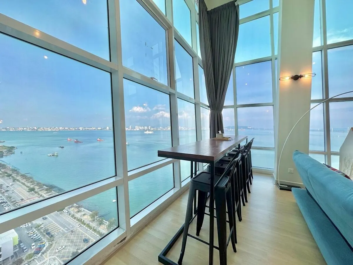 Jelutong Maritime Suite #Pool Table #Kids Area #Full Seaview #Georgetown #6Pax #2Br2Bath #Private Host 0*,  מלזיה