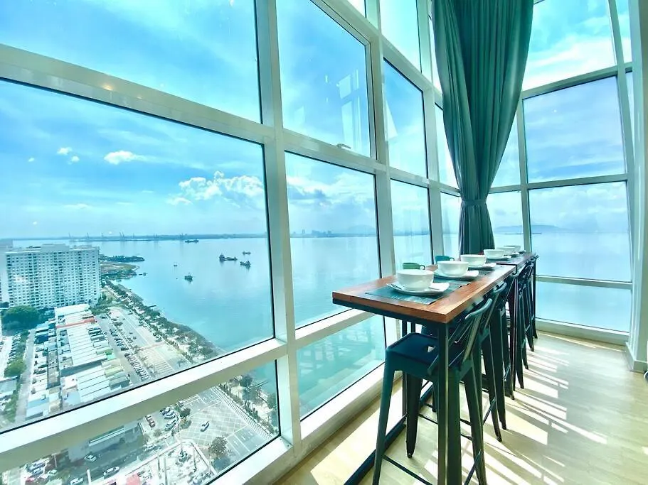 Maritime Suite #Pool Table #Full Seaview #Georgetown #6Pax #2Br 2Bath #1King 2Single 2Floor Mattress #Quality Well Maintained #Private Host Jelutong Malaysia