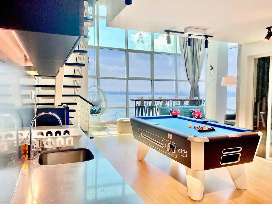 Maritime Suite #Pool Table #Full Seaview #Georgetown #6Pax #2Br 2Bath #1King 2Single 2Floor Mattress #Quality Well Maintained #Private Host Jelutong